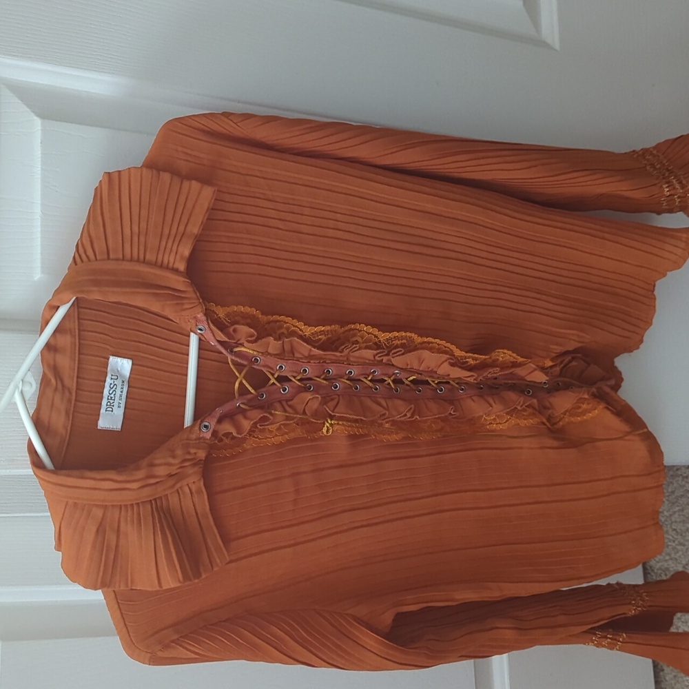 Women's Rust Lace-Up Blouse